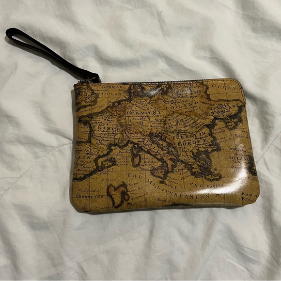 NWOT Patricia Nash Cassini Wristlet Purse European Map 5”x3” Printed Leather - Picture 3 of 9